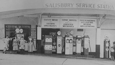 a 1951 photograph of the Salisbury service station. Image Daily Telegraph.